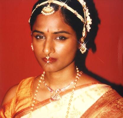 Ragu Priya - Damnshestamil