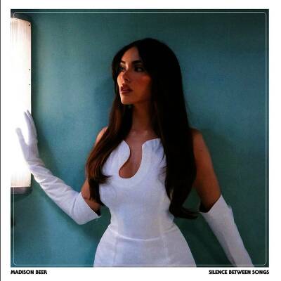 Beer Madison - Silence Between Songs